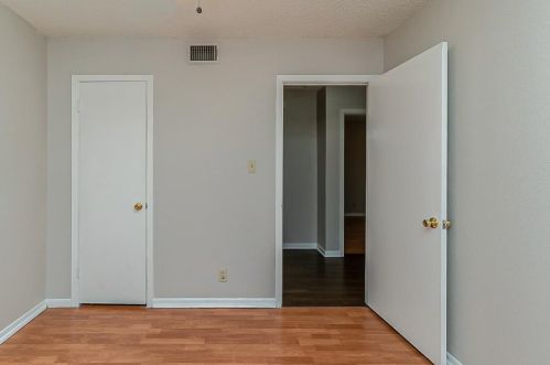 5441 Mcconnell Dr, Fort Worth TX  76134-1005 exterior