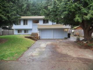9542 172nd Ave, Redmond, WA 98052-3229