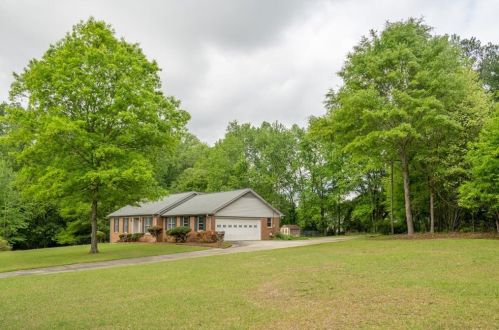 2189 Eastwood Dr, Lithonia GA  30078-2671 exterior