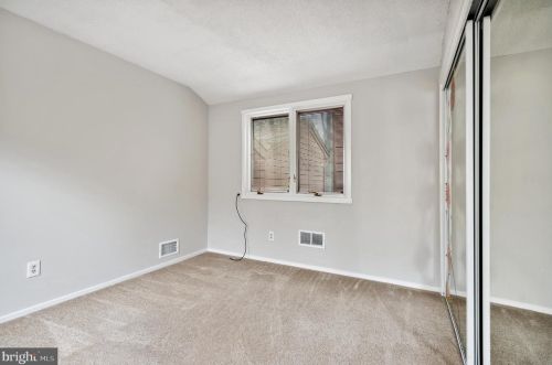 331 Sayre Dr, Princeton NJ  08540-5840 exterior