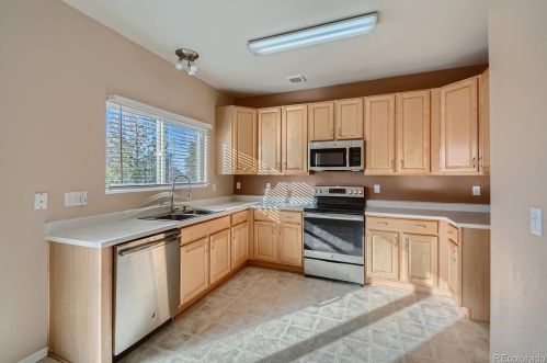 19324 58 Cir, Aurora CO 80019-2095 exterior