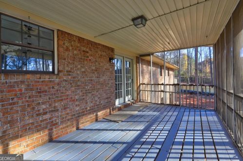 6495 Old Macon Hwy, Rex GA 30273-1852 exterior