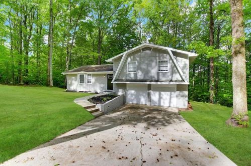 3585 Ale Cir, Atlanta GA  30344-5903 exterior