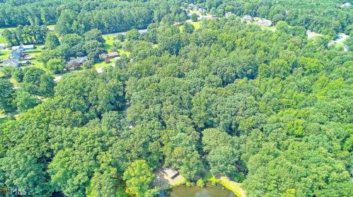 3890 Sundowner Ct, Conyers GA  30094-3870 exterior