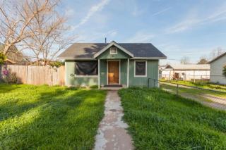 3251 Cory Ln, Anderson, CA 96007-3208