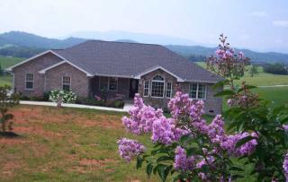 1339 Jim Fain Rd, Pigeon Forge, TN 37876-0215
