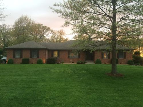 2565 Tyson Ln, Grantfork, IL 62249-3857