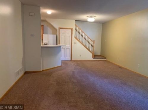 1897 Bluestem Ln, Saint Paul MN  55126-5018 exterior