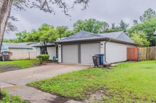 3604 Arnold Dr, Fort Worth TX  76140-2702 exterior