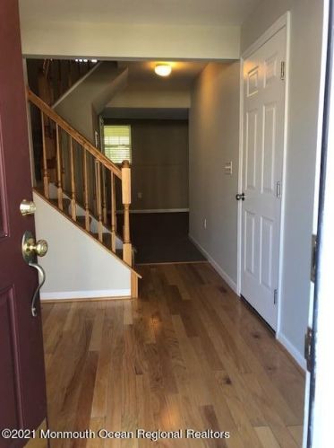 10 Abby Rd, Wall Township, NJ 07727-4009