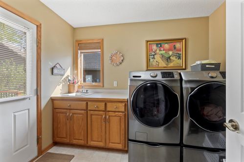 2225 Estates Dr, Saint Paul MN  55122-4032 exterior