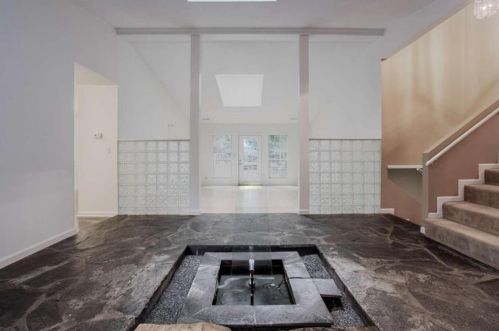 285 Glen Lake Dr, Atlanta GA  30327-4819 exterior