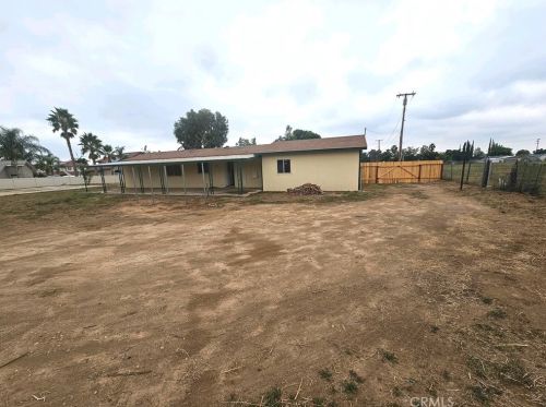 34181 Northview Dr, Yucaipa, CA 92399-2558
