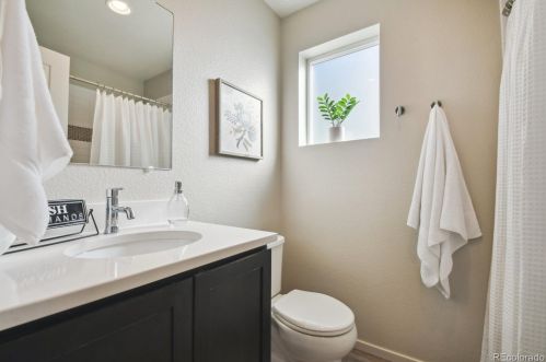 4627 Crestone Peak St, Denver CO  80601-4627 exterior