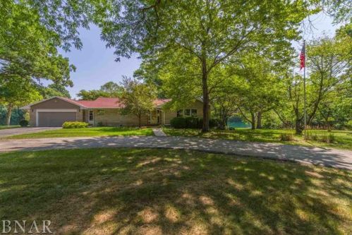 23513 1200 East Rd, Hudson, IL 61748-7530