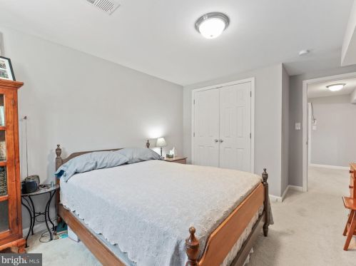 810 Venice Dr, Silver Spring MD 20904-2065 exterior