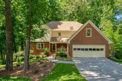5021 Hodgkins Pl, Lilburn, GA 30047-7313
