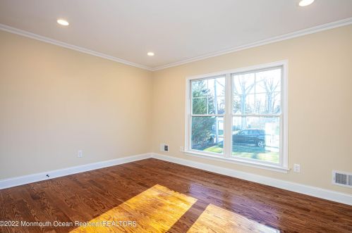 57 Louis Cir, Tinton Falls NJ  07701-6220 exterior