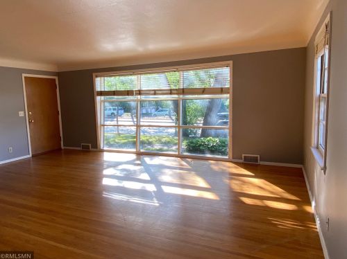 4015 Excelsior Blvd, Minneapolis MN  55416-4710 exterior