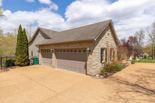58 Christina Dr, Horine, MO 63070-1642