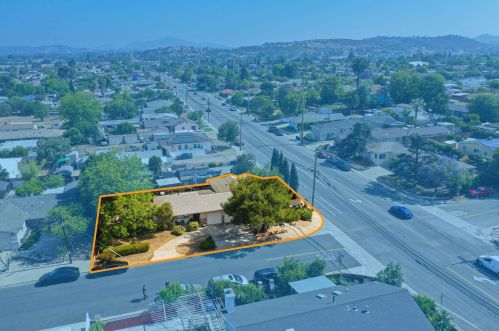 7166-68 Rosemary Ln, Lemon Grove, CA 91945-2105