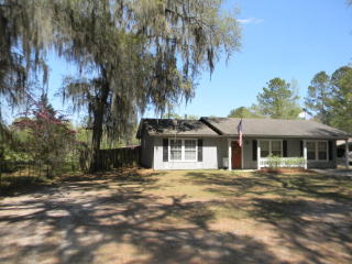 191 Lake Shore Dr, Midway, GA 31320-4444