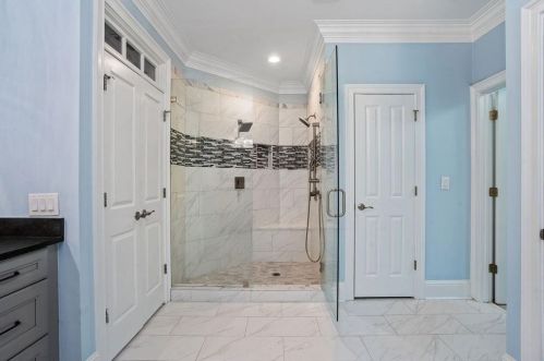 2507 Brookline Cir, Atlanta GA  30319-3690 exterior