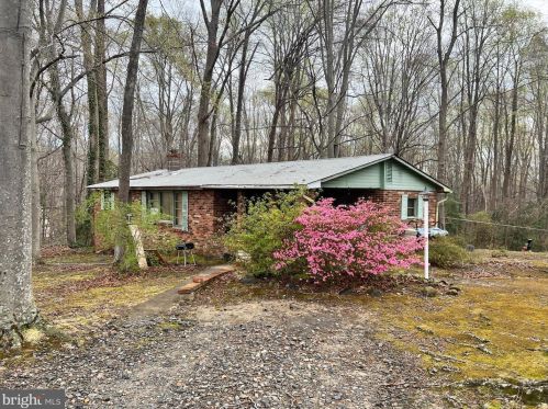 172 Wood Landing Rd, Fredericksburg, VA 22405-3554