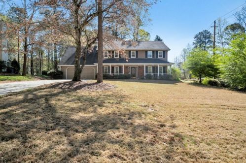 2200 Chimney Springs Dr, Marietta, GA 30062-6398