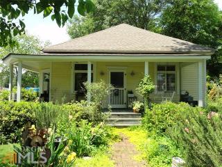 5938 Spring St, Austell, GA 30168-4006