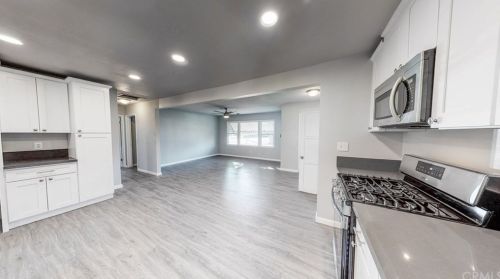 6352 Riverside, Riverside CA  92506-3129 exterior
