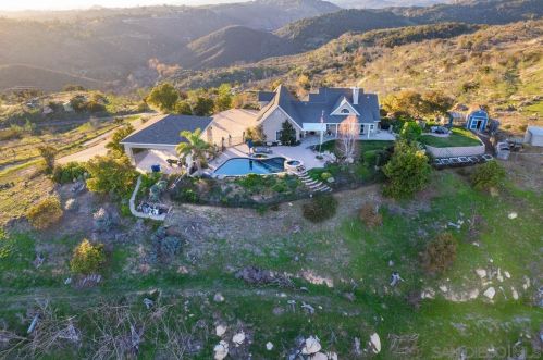 10956 Calle Oro Verde, Valley Center, CA 92082-4201