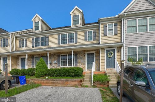 120 Kentwell Dr, York, PA 17406-6080