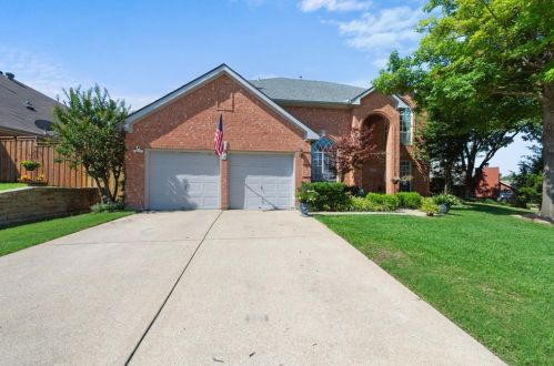 5416 Yellowstone Trl, Fort Worth TX  76137-5301 exterior