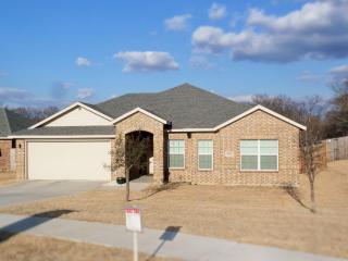 4608 Lake Shore Dr, Ardmore, OK 73401-6436