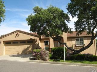 428 Knoll Dr, Fairfield, CA 94534-3105