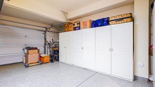 144 Compass, Irvine CA  92618-1155 exterior