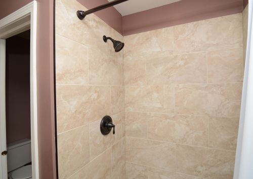 1198 Knollwood Dr, Carol Stream IL  60188-2943 exterior