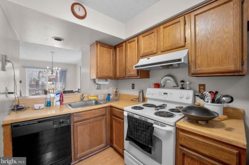 11440 Encore Dr, Silver Spring MD 20901-5043 exterior