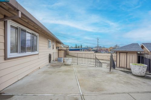 2805 Grant St, Concord CA  94520-4653 exterior