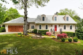 2803 Regents Park Ln, Marietta, GA 30062-4664