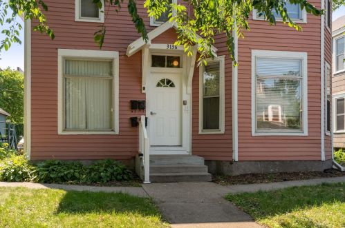 3136 Hennepin Ave, Minneapolis, MN 55408-2626