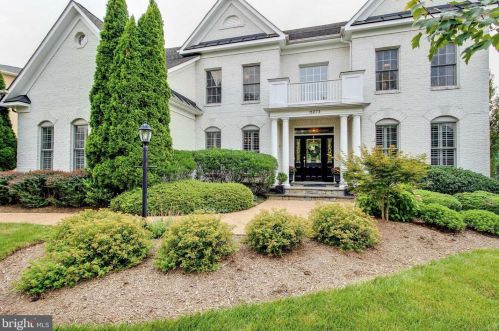 15873 Spyglass Hill Loop, Gainesville, VA 20155-3223