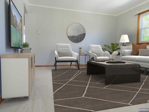 9 Parmelee Ave, Paterson NJ  07506-2910 exterior