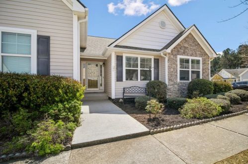 701 Franklin Mill Trce, Loganville, GA 30052-8678