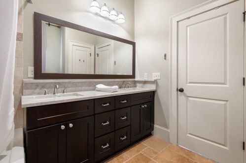 4737 Dudley Ln, Atlanta GA  30327-3306 exterior