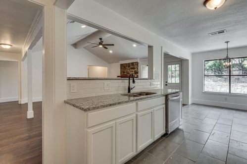 4220 Twilight Dr, Fort Worth TX  76116-7565 exterior