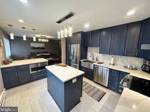 2304 Cloverdale Dr, Fallston MD  21047-1618 exterior