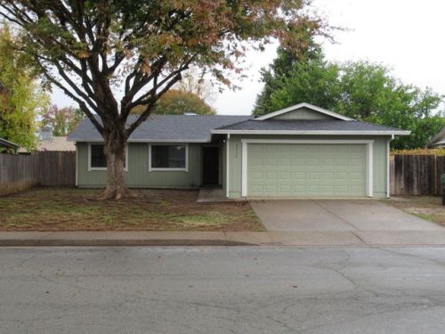 3722 Pegasus St, Redding, CA 96002-3434