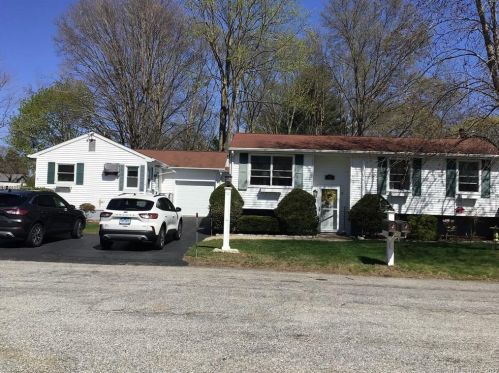 10 River Ln, Killingly, CT 06239-2626